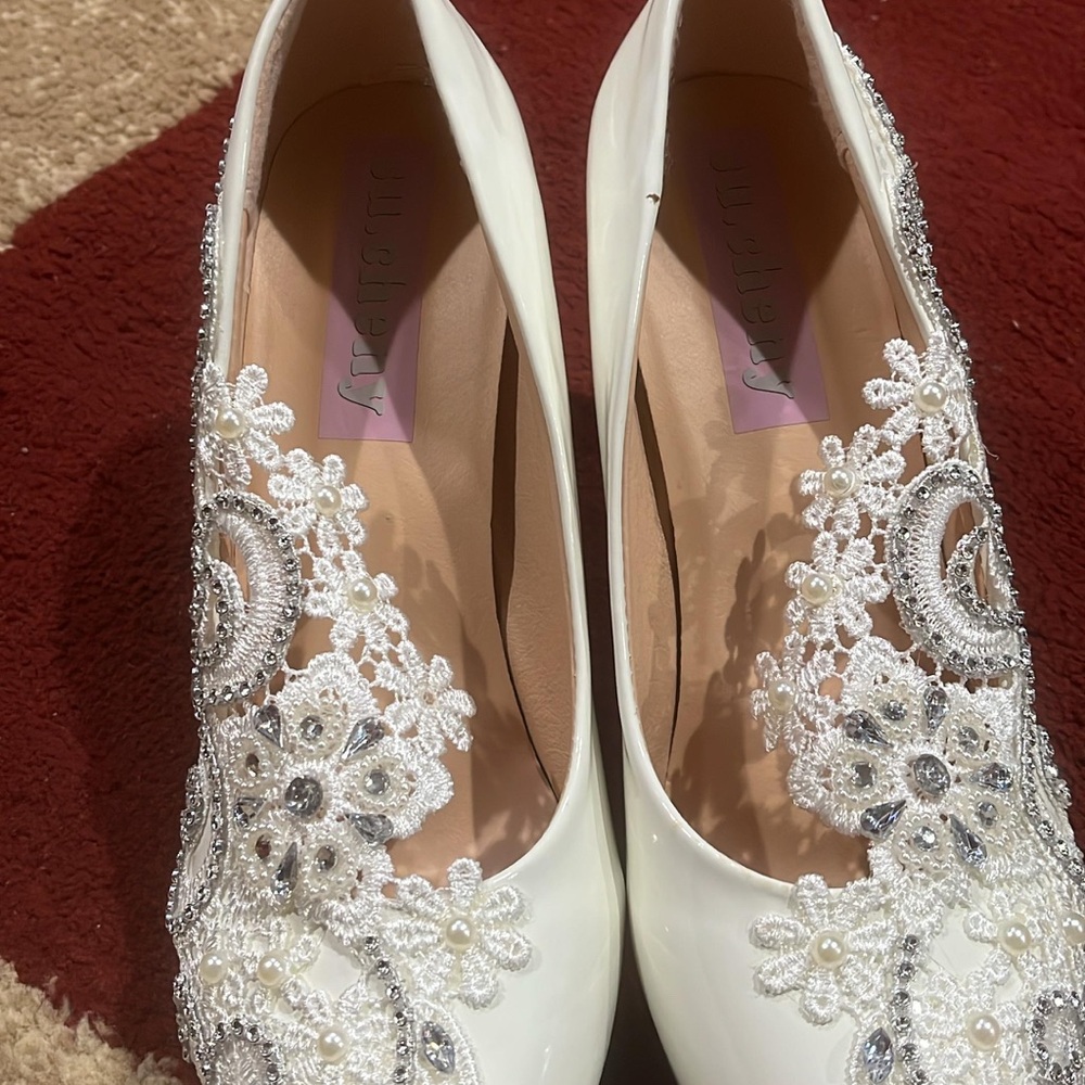 Adrianna Papell White Embellished Women's Heels